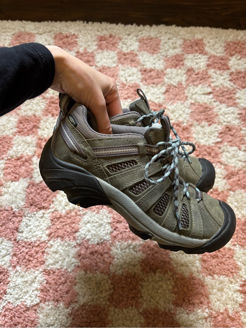 Keen Voyageur Women’s Hiking Shoe